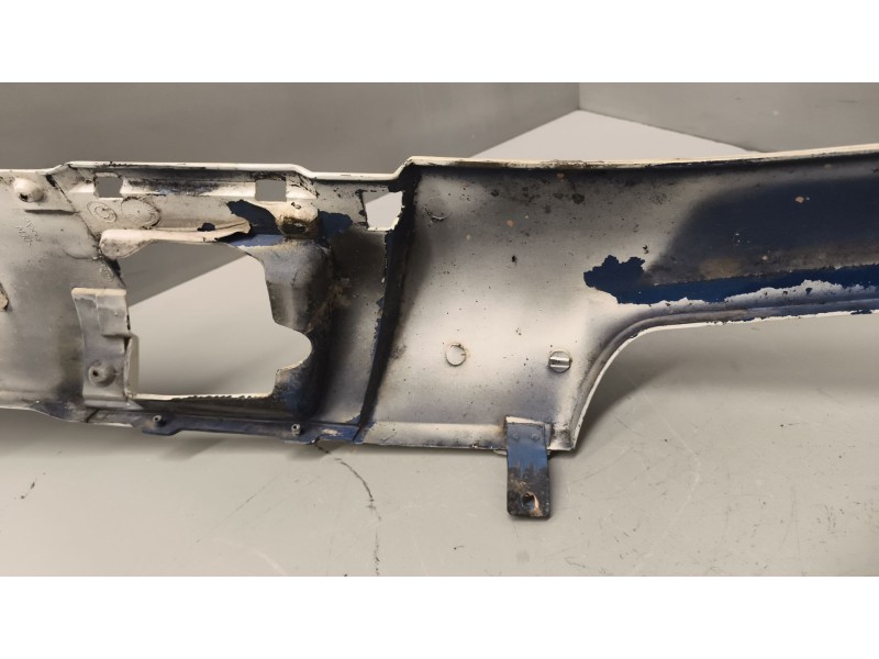 Recambio de moldura luna delantera para nissan trucks atleon 210 referencia OEM IAM 612619X025 izquierda 