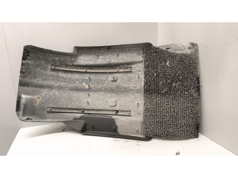 Recambio de guardabarros delantero izquierdo para daf serie xf105.xxx 12.9 diesel referencia OEM IAM 1659253  
