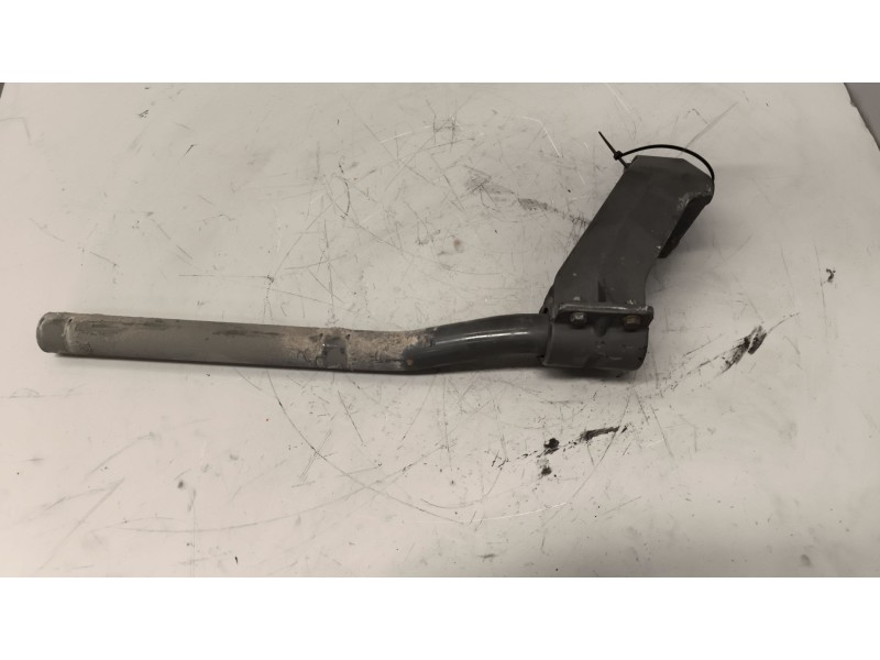 Recambio de soporte guardabarros trasero para daf serie xf105.xxx 12.9 diesel referencia OEM IAM  izquierdo 