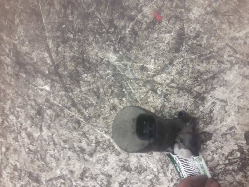 Recambio de bomba limpia para ford focus lim. (cb4) titanium referencia OEM IAM 1S7117K624FE 2 PINS 