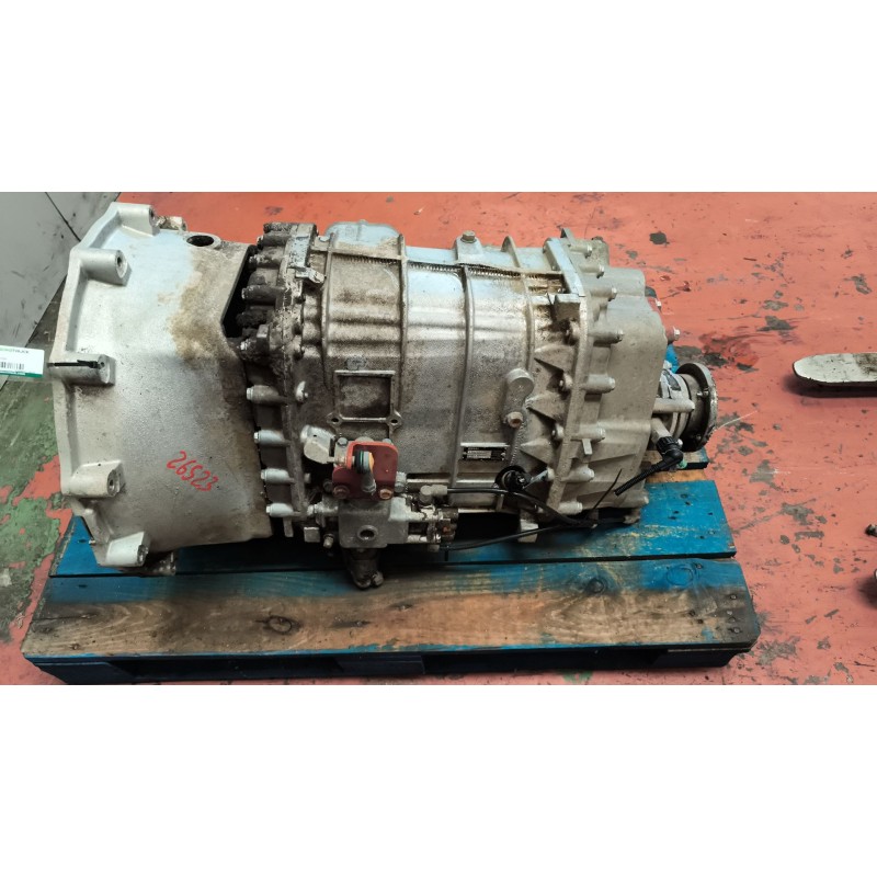 Recambio de caja cambios para iveco eurocargo tector chasis  (modelo 180 e 28) tráfico urbano referencia OEM IAM 2898S915604 887