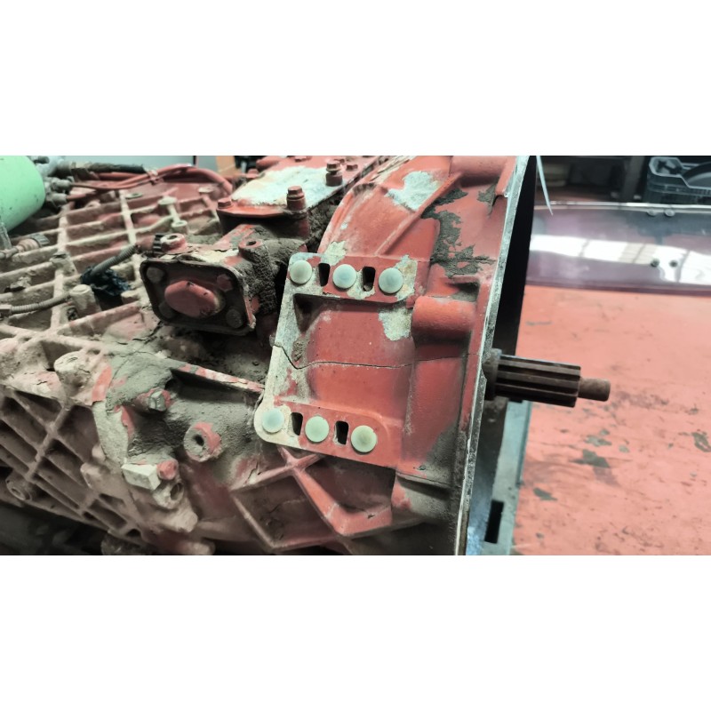 Recambio de despiece caja cambios para iveco stralis (ad/at) fg at / p 4x2 larga distancia referencia OEM IAM 16S181IT 131604615