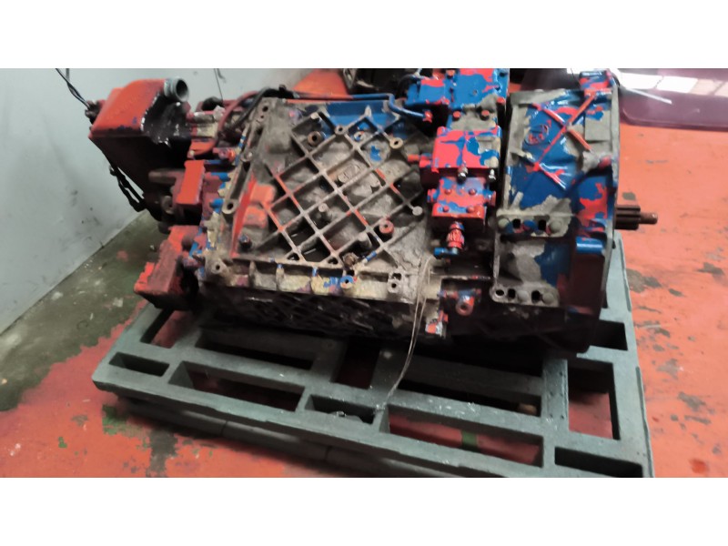 Recambio de caja cambios para iveco eurotech (mp) 9.5 diesel referencia OEM IAM 16S151IT 1315041149 8868695