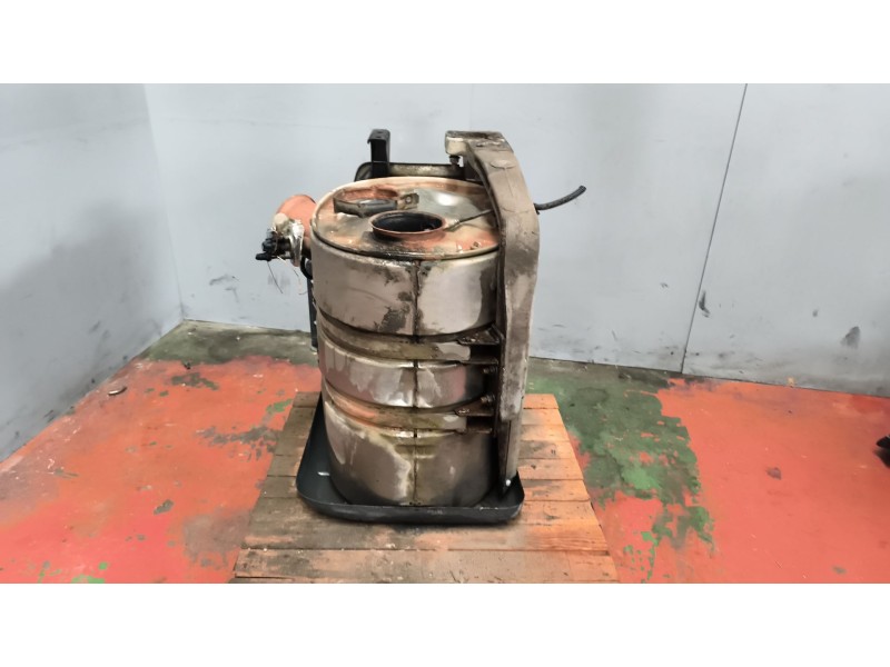 Recambio de catalizador para renault premium lander 10.8 diesel referencia OEM IAM 7420920724  
