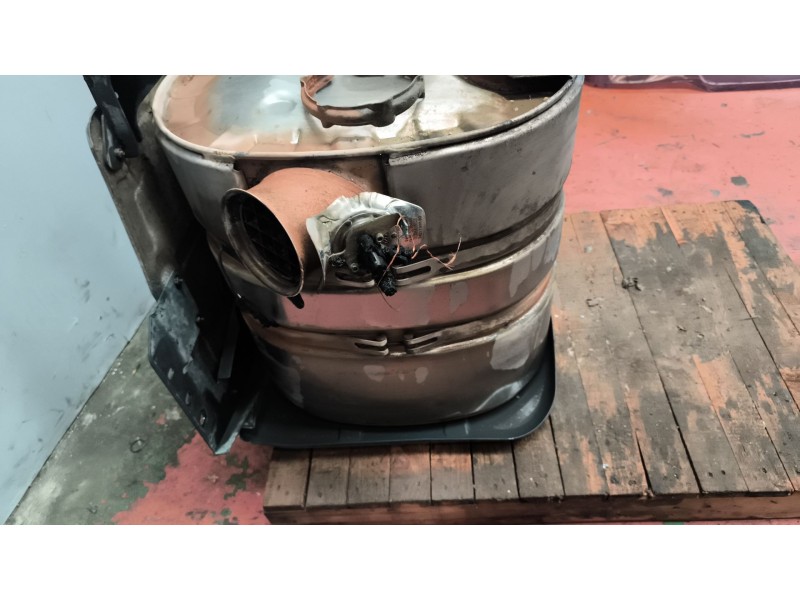 Recambio de catalizador para renault premium lander 10.8 diesel referencia OEM IAM 7420920724  