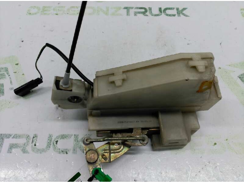 Recambio de cerradura puerta trasera izquierda para ford mondeo berlina/familiar (fd) clx berlina referencia OEM IAM 93BBF26413B