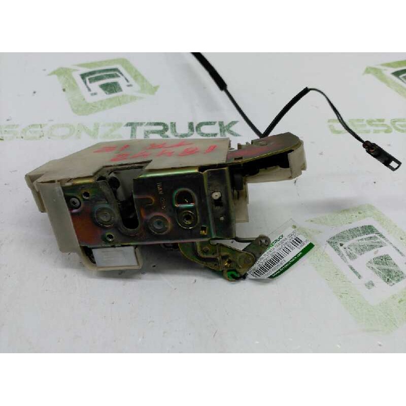 Recambio de cerradura puerta trasera izquierda para ford mondeo berlina/familiar (fd) clx berlina referencia OEM IAM 93BBF26413B