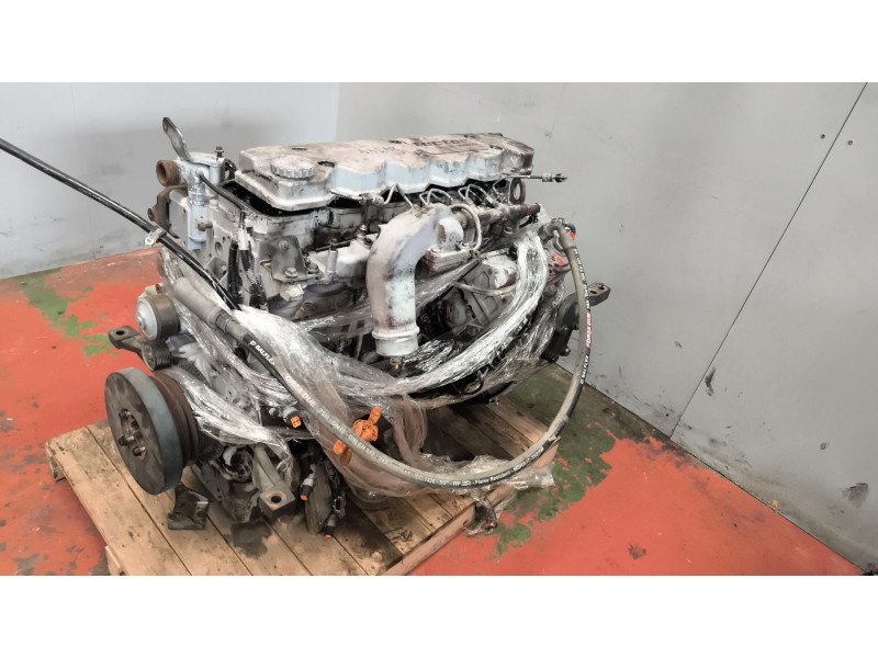 Recambio de motor completo para iveco andecar iv 3 referencia OEM IAM F4AE0681B  