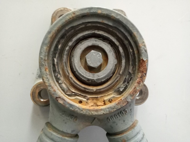 Recambio de uve eje trasero para daf serie xf105.xxx 12.9 diesel referencia OEM IAM   