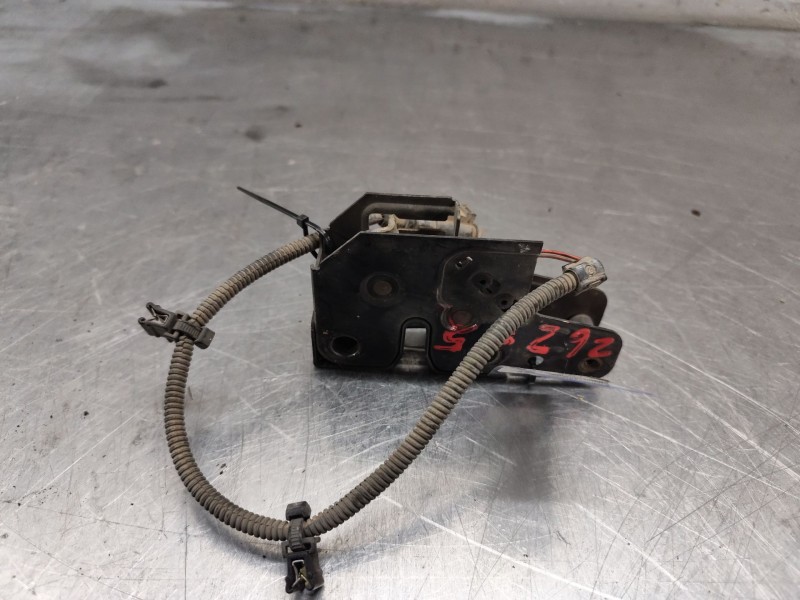 Recambio de cerradura capot para volkswagen caddy ka/kb (2k) 2.0 sdi referencia OEM IAM 1T0823509  