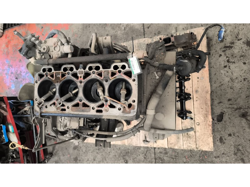 Recambio de despiece motor para nissan trucks atleon 140 referencia OEM IAM B440  