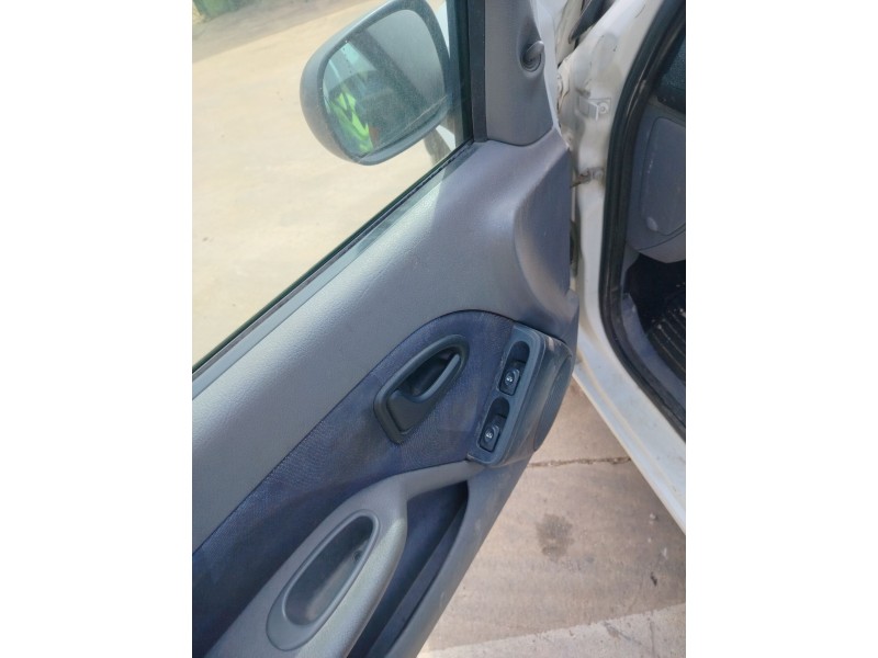renault clio ii (bb_, cb_) del año 1999