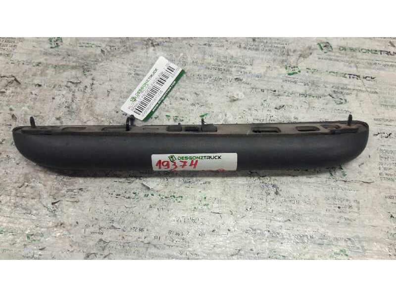 Recambio de piloto matricula para renault kangoo (f/kc0) alize referencia OEM IAM 8200103259 PTA. CARGA IZQ. 