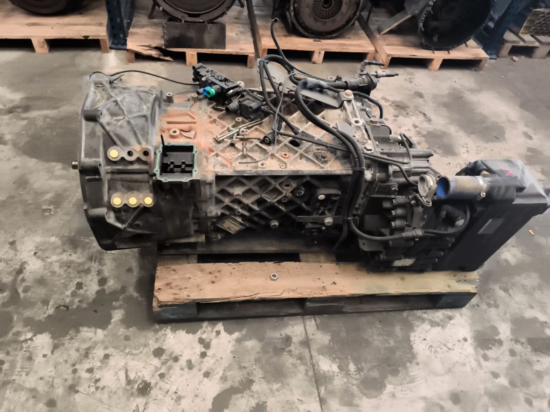 Recambio de caja cambios para renault magnum ab 2005 12.8 diesel referencia OEM IAM 16S221IT 1316041755 5010545005
