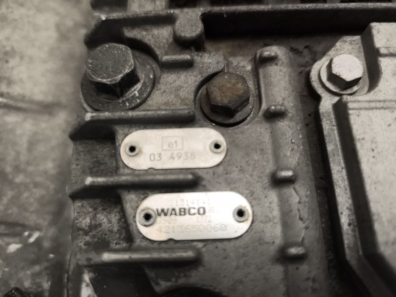Recambio de caja cambios para renault premium lander 10.8 diesel referencia OEM IAM AT2412D 3190585 1100019430