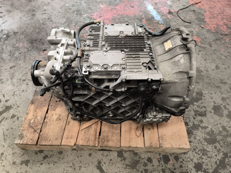 Recambio de caja cambios para renault premium lander 10.8 diesel referencia OEM IAM AT2412D 3190585 1100019430