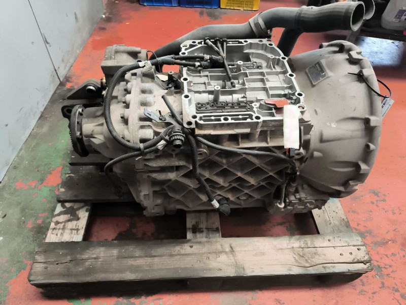 Recambio de caja cambios para renault magnum ab diesel referencia OEM IAM AT2412D 1100180060 3190585