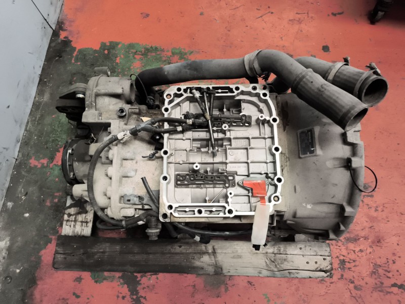 Recambio de caja cambios para renault magnum ab diesel referencia OEM IAM AT2412D 1100180060 3190585