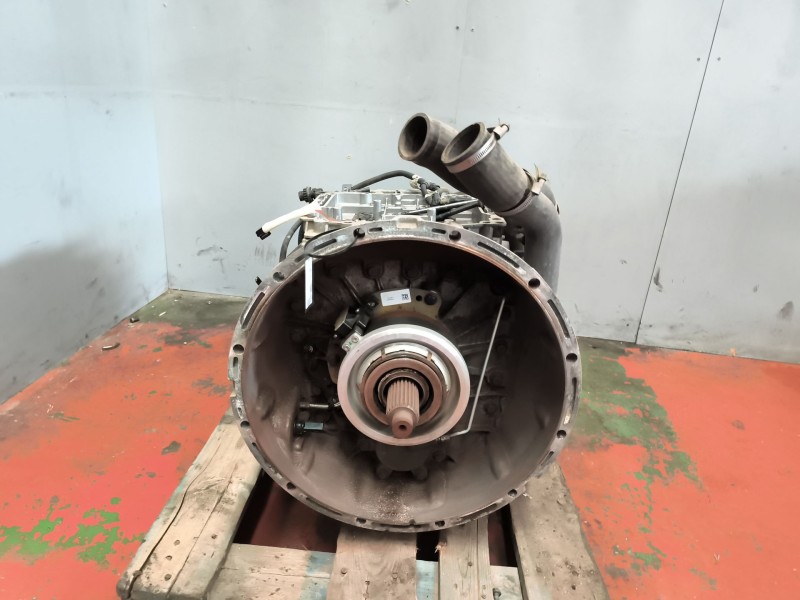 Recambio de caja cambios para renault magnum ab diesel referencia OEM IAM AT2412D 1100180060 3190585