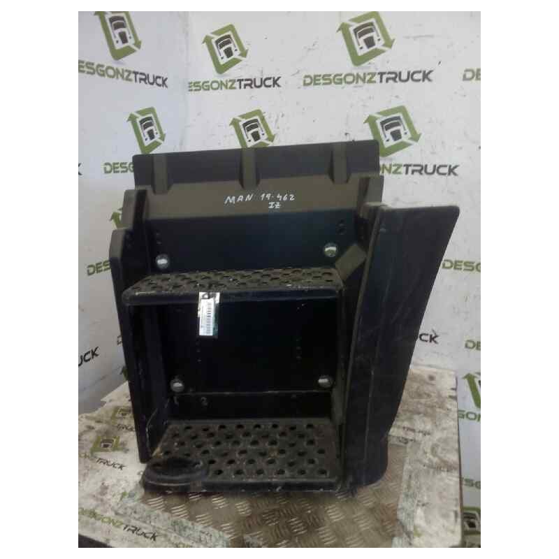 Recambio de peldaño izquierdo para man f 2000 19.xxx fki 19.463 fk gran espacio referencia OEM IAM   
