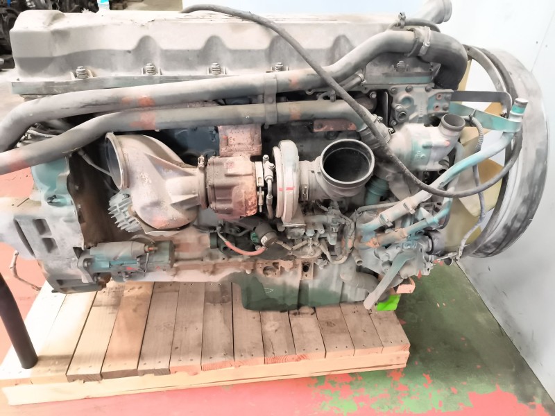 Recambio de despiece motor para volvo fm xxx 10.8 diesel referencia OEM IAM D11C450EUV  