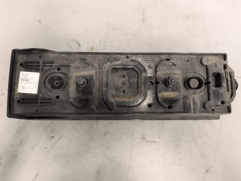 Recambio de piloto trasero derecho para scania s s460 referencia OEM IAM 2860826 170019 