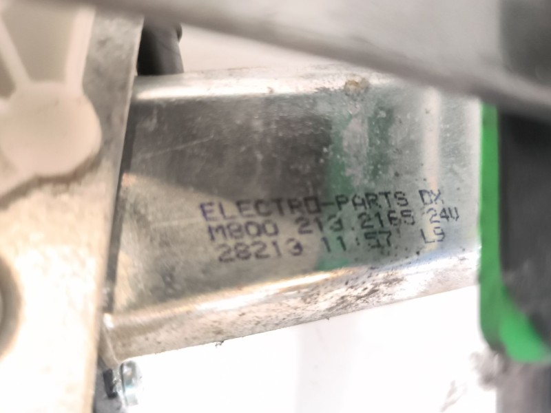 Recambio de elevalunas delantero derecho para renault midlum 7.2 diesel referencia OEM IAM   