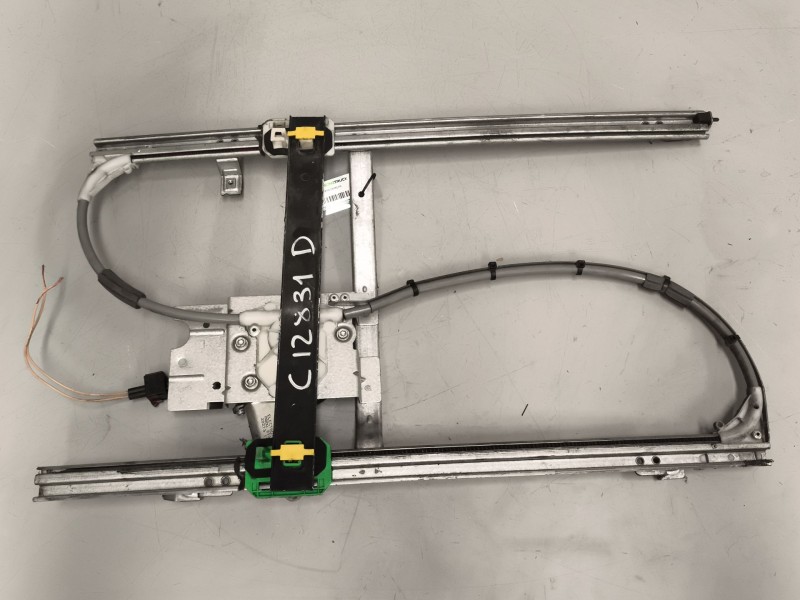 Recambio de elevalunas delantero derecho para renault midlum 7.2 diesel referencia OEM IAM   