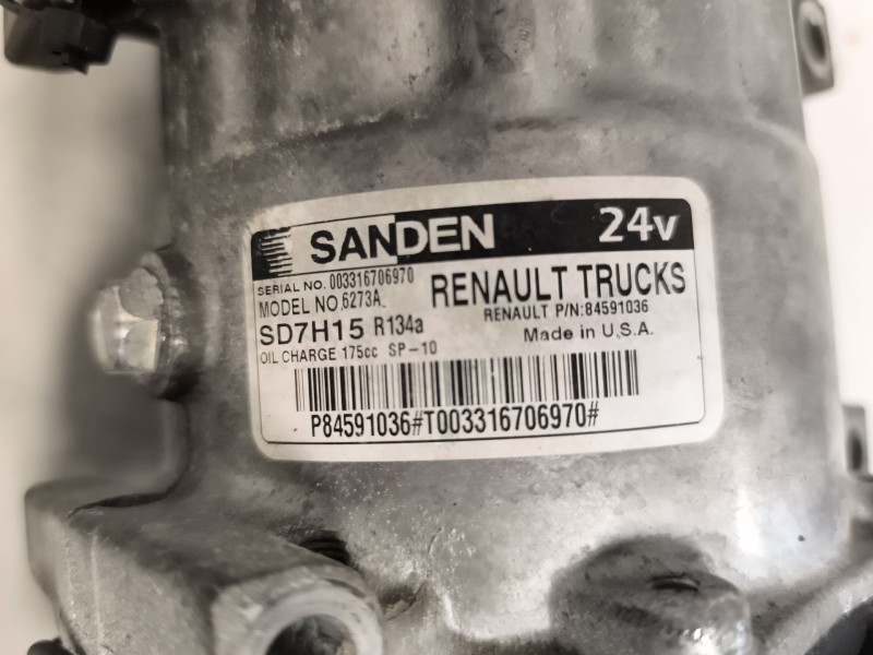 Recambio de compresor aire acondicionado para renault serie t 12.8 diesel referencia OEM IAM 84591036  