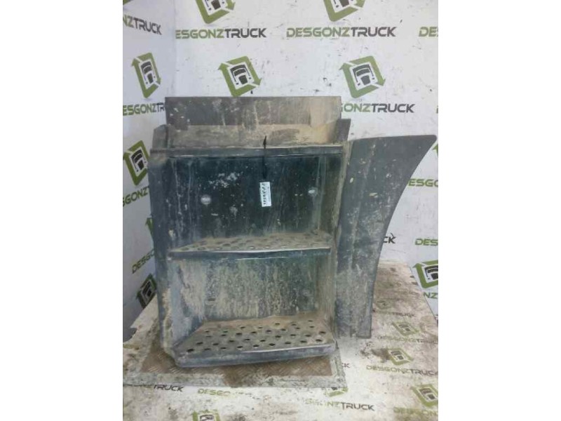 Recambio de peldaño izquierdo para man f 2000 19.xxx fki 19.463 fk gran espacio referencia OEM IAM   