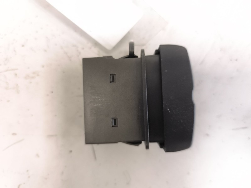 Recambio de interruptor para iveco stralis (as) 12.9 diesel referencia OEM IAM 504362228  
