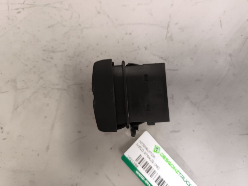 Recambio de boton antiniebla para iveco stralis (as) 12.9 diesel referencia OEM IAM 5801307776  