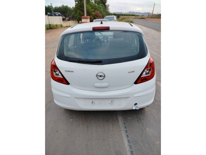 opel corsa d (s07) del año 2012