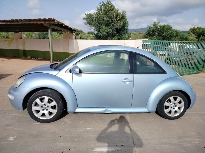 volkswagen new beetle descapotable (1y7) del año 2002