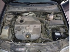 seat cordoba berlina (6k2) del año 2000 2