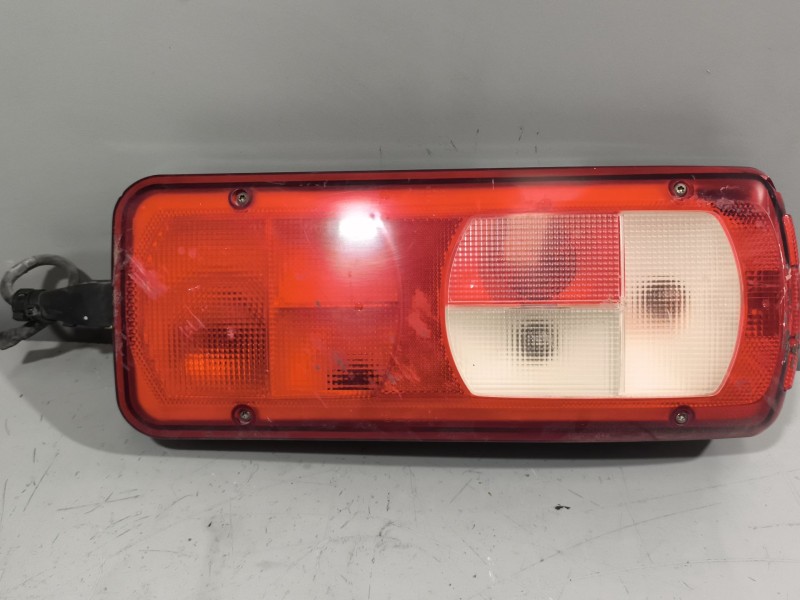 Recambio de piloto trasero derecho para daf serie xf105.xxx 12.9 diesel referencia OEM IAM   
