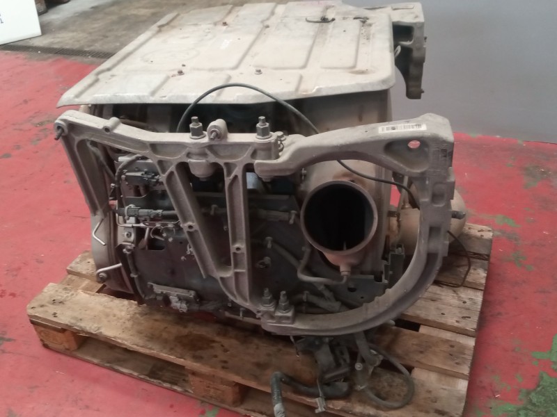 Recambio de catalizador para renault serie t 12.8 diesel referencia OEM IAM 23046482  