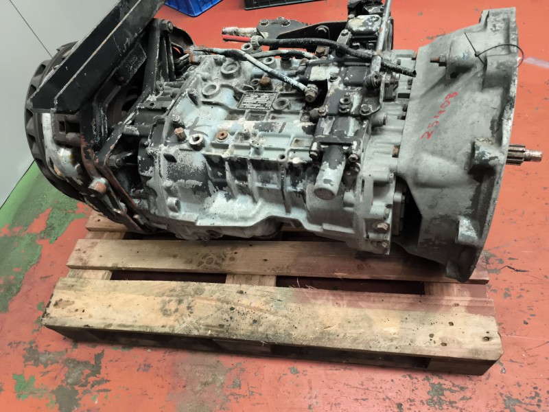 Recambio de caja cambios para man 16.360 h0cl referencia OEM IAM 6S150C 1304052282 81320026638