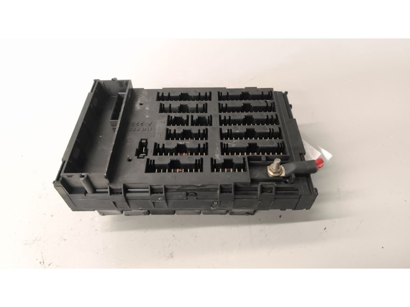 Recambio de caja reles / fusibles para iveco eurocargo 5.9 diesel referencia OEM IAM 98487769  