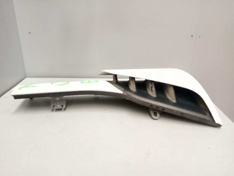 Recambio de deflector izquierdo para iveco stralis (as) 12.9 diesel referencia OEM IAM 5801552904  
