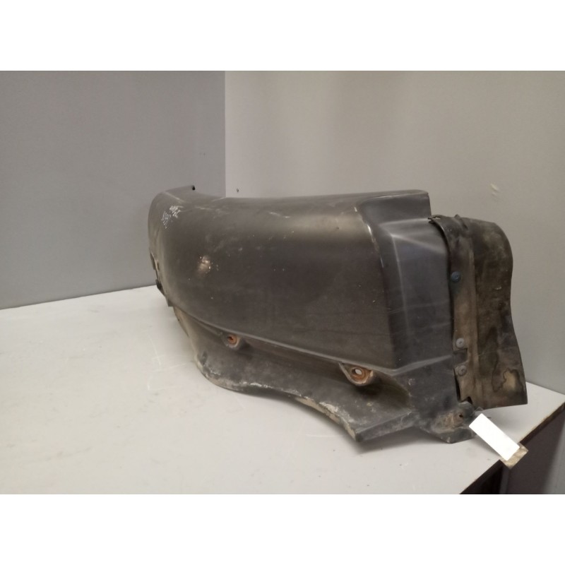 Recambio de guardabarros delantero izquierdo para renault premium lander fg 4x2 corto referencia OEM IAM 5010578799  