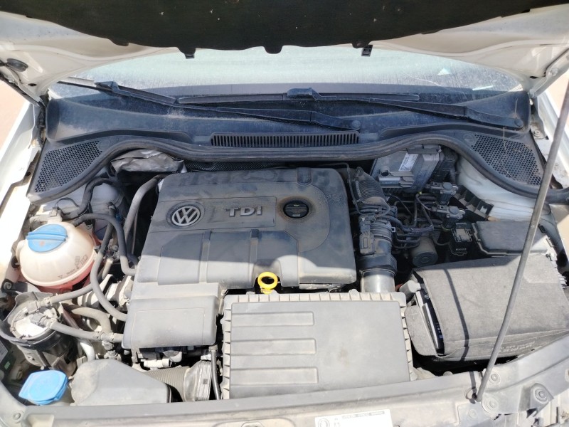 volkswagen polo v (6r1, 6c1) del año 2016