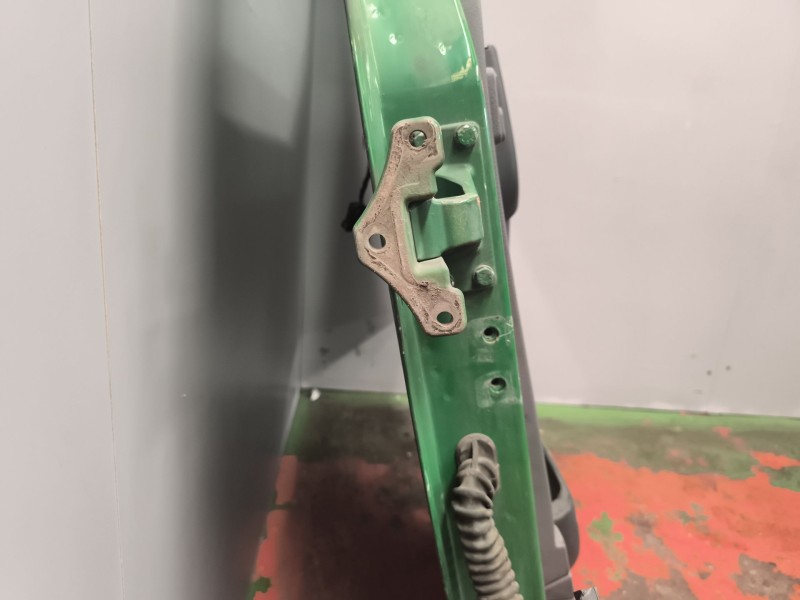 Recambio de puerta delantera derecha para daf serie lf45.xxx desde 06 referencia OEM IAM 1400741  