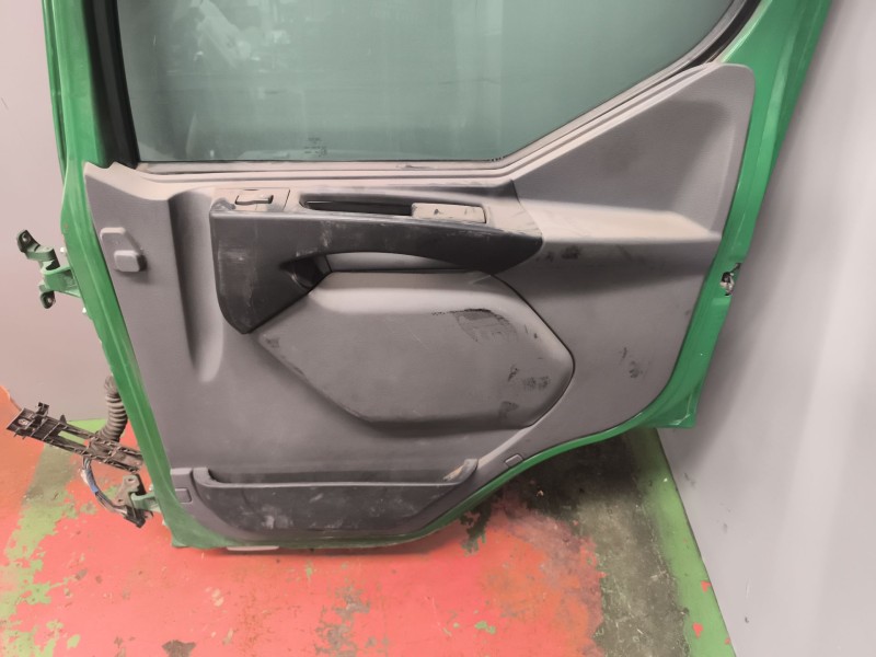 Recambio de puerta delantera derecha para daf serie lf45.xxx desde 06 referencia OEM IAM 1400741  