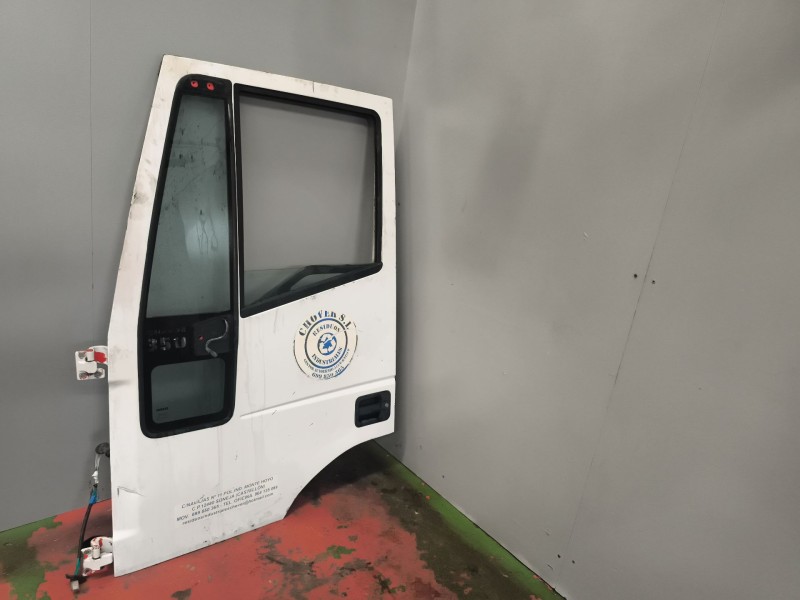 Recambio de puerta delantera izquierda para iveco eurotech cursor (mh) 7.8 diesel referencia OEM IAM 1908808  
