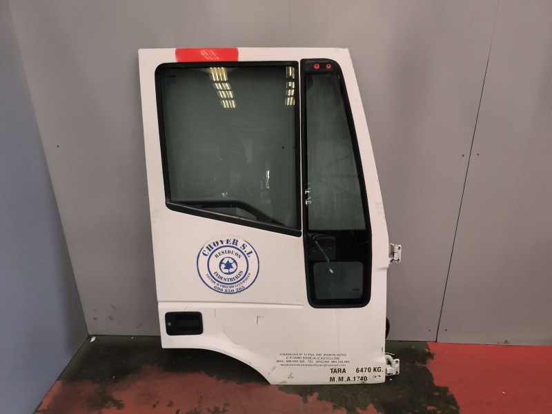 Recambio de puerta delantera derecha para iveco eurotech cursor (mh) 7.8 diesel referencia OEM IAM 1908807  