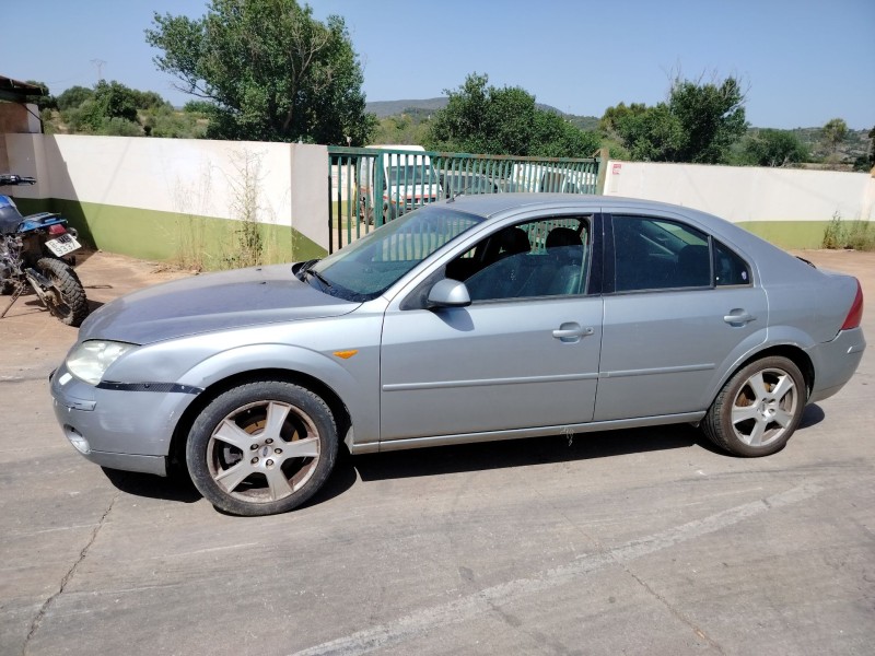 ford mondeo berlina (ge) del año 2003