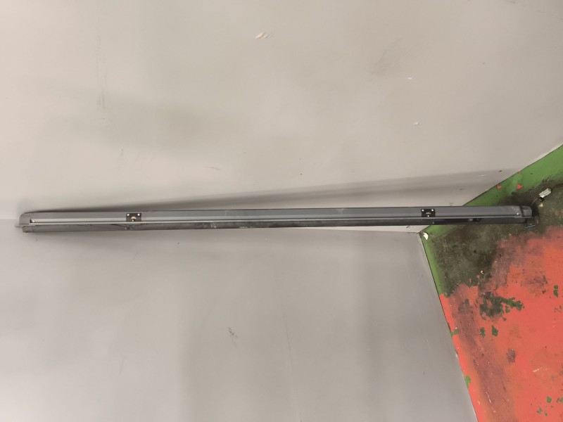 Recambio de cortina luna delantera para renault serie t 12.8 diesel referencia OEM IAM 7484518932  