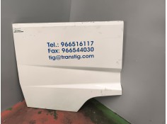 Recambio de moldura trasera cabina para renault serie t 10.8 diesel referencia OEM IAM 7482576239 DERECHA 
