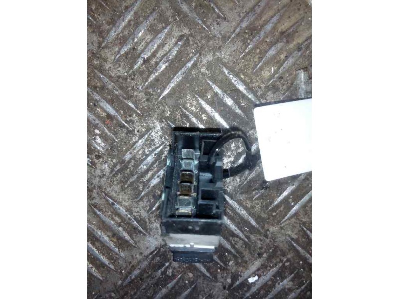 Recambio de mando elevalunas delantero izquierdo para iveco stralis (as) fsa t / p 4x2 gran espacio referencia OEM IAM   